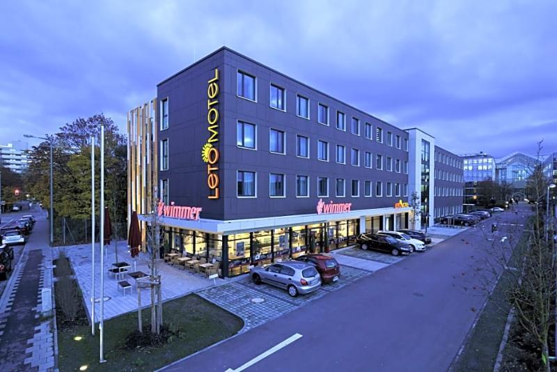 B&B Hotel Muenchen-Olympiapark Exterior foto