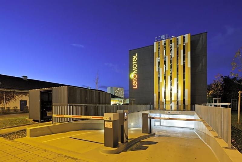 B&B Hotel Muenchen-Olympiapark Exterior foto